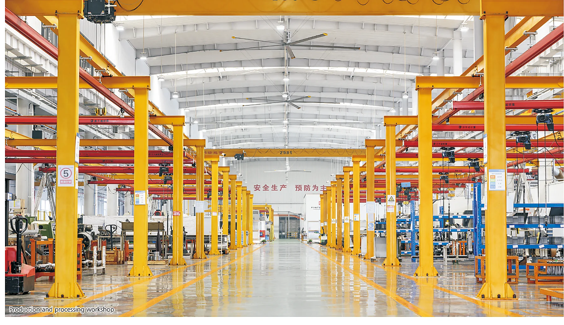 Hydraulic cylinder machining workshop with overhead cranes